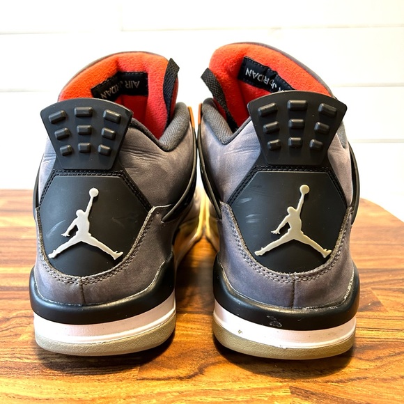 The Air Jordan 4 Retro Infrared DH6927-061 size 10.5 Men main image 4